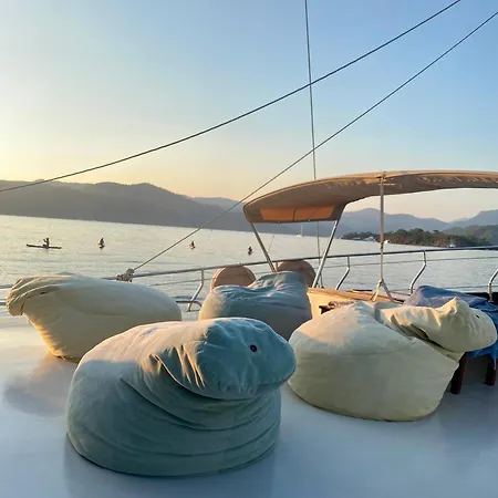 Úszó hotel Hayat Bu, Boot Fethiye