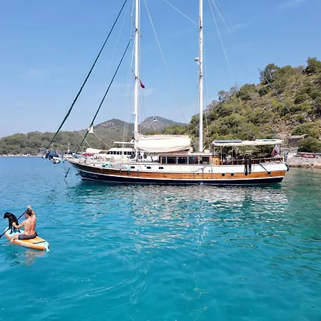 Úszó hotel Hayat Bu, Boot Fethiye